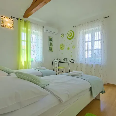 Ferienhaus Zelda Ližnjan